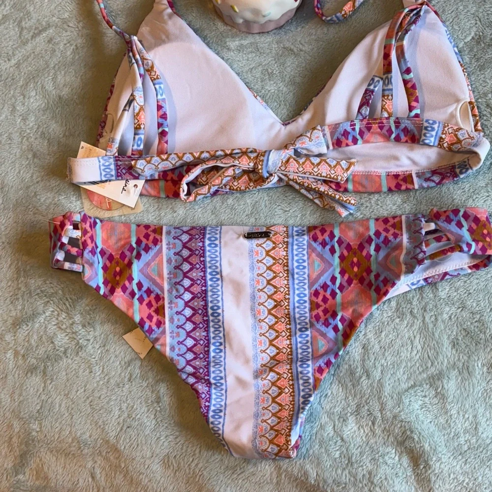 Colorful Geometric Bikini Set - Picture 2 of 6